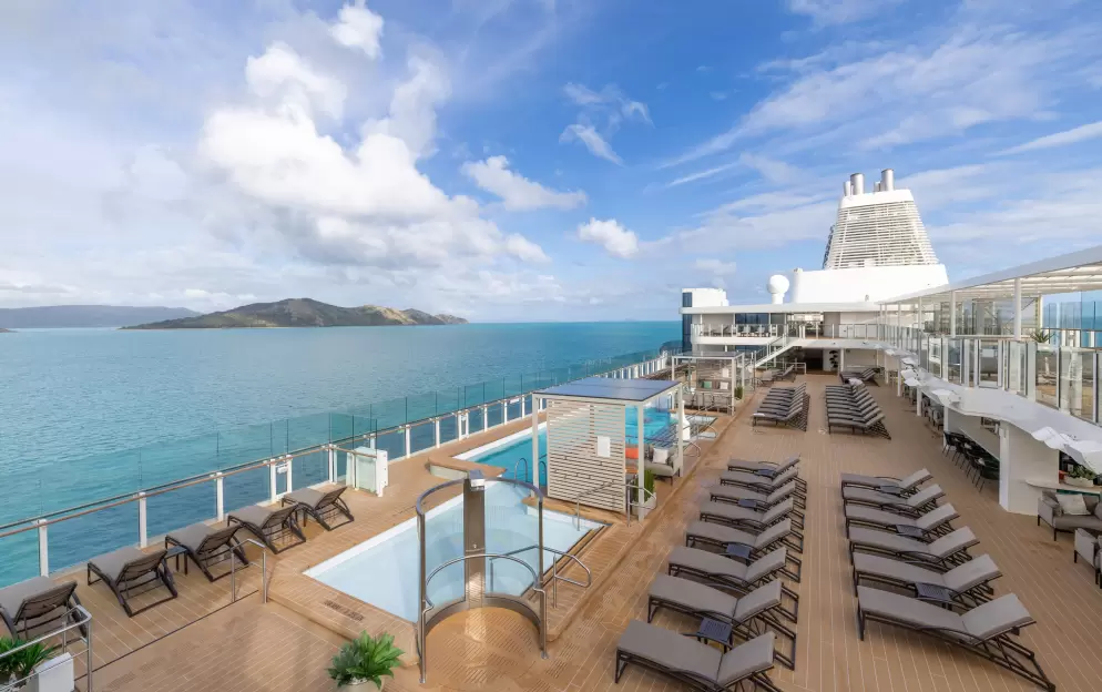Silversea Silver Nova - Pool Deck 4, ©Silversea Cruises Ltd.jpg